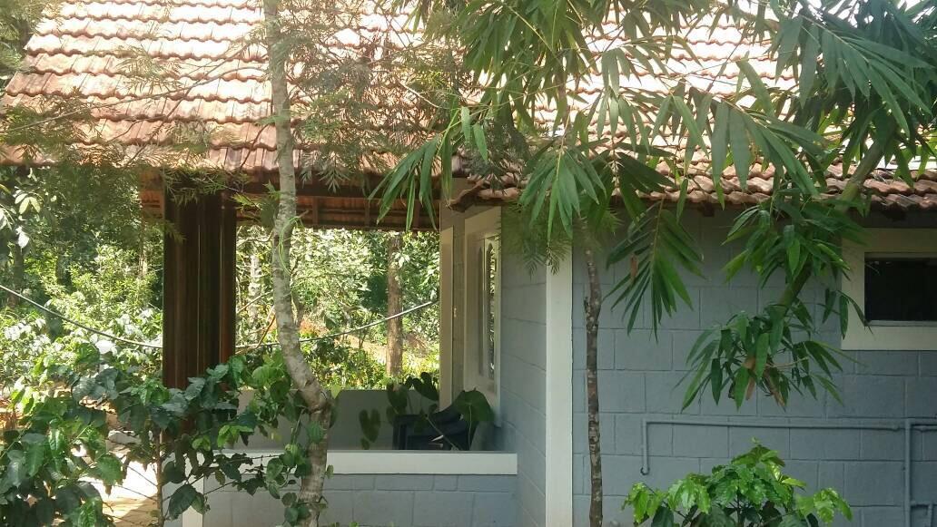 Leisure Vacations Whispering Woods Hotel Madikeri Exterior photo